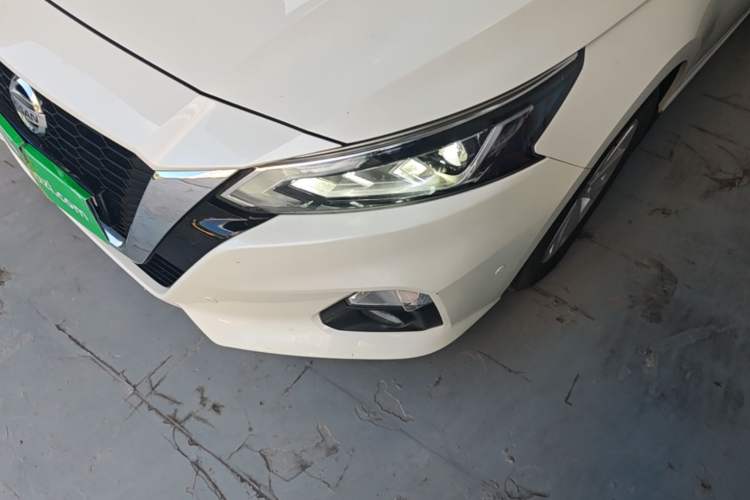 Used Nissan Teana 2019 2.0L XL Comfort Edition Left Front Headlight