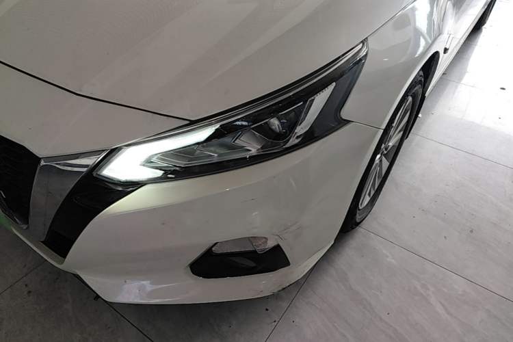 Used Nissan Teana 2019 2.0L XL Comfort Edition Left Front Headlight