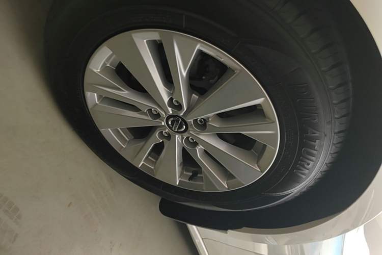 Used Nissan Teana 2019 2.0T XL Smart Leading Edition Left Front Wheel Hub