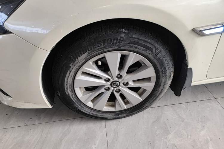 Used Nissan Teana 2019 2.0L XL Comfort Edition Left Front Wheel Hub