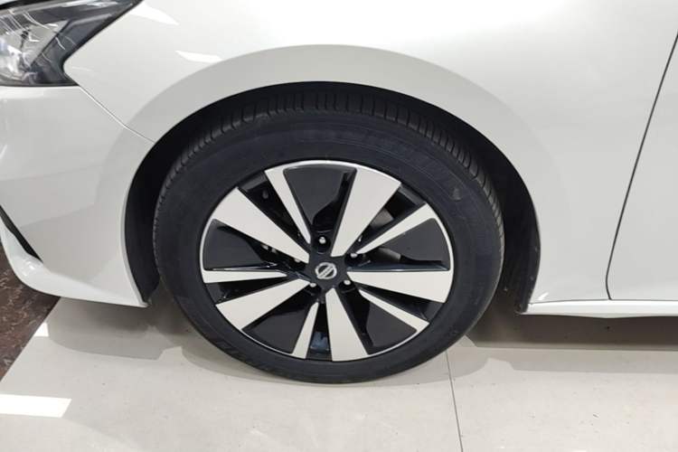 Used Nissan Teana 2019 2.0T XL Upper Smart Enjoyment Version Left Front Wheel Hub