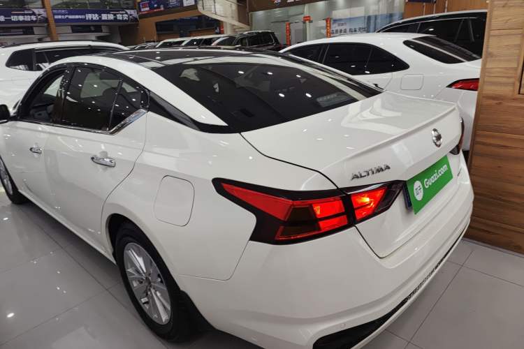 Used Nissan Teana 2019 2.0L XL Comfort Edition Rear Left 45 Deg