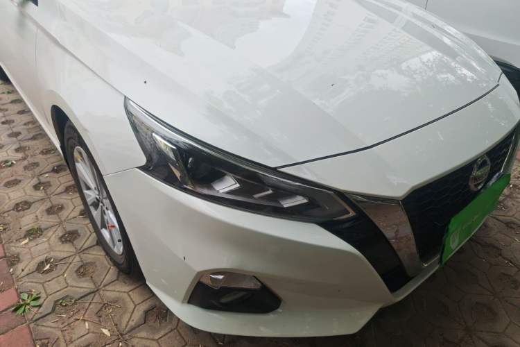 Used Nissan Teana 2019 2.0L XL Comfort Edition Right Front Headlight