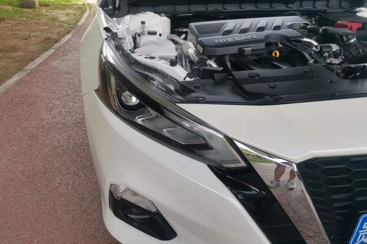 Used Nissan Teana 2019 2.0L XL Comfort Edition Right Front Headlight