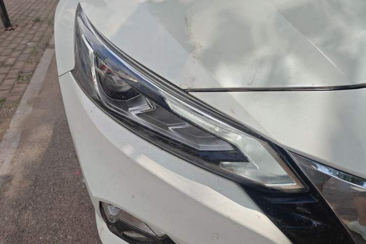 Used Nissan Teana 2019 2.0L XL Upper SmartDrive Version Right Front Headlight