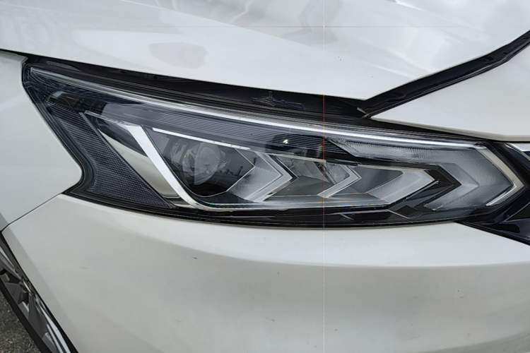 Used Nissan Teana 2019 2.0L XL Comfort Edition Right Front Headlight