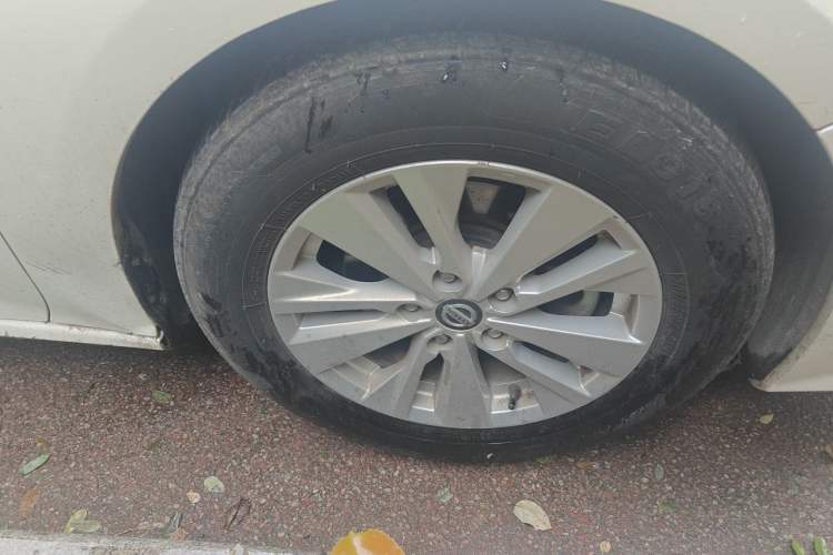 Used Nissan Teana 2019 2.0L XL Comfort Edition Right Front Wheel Hub