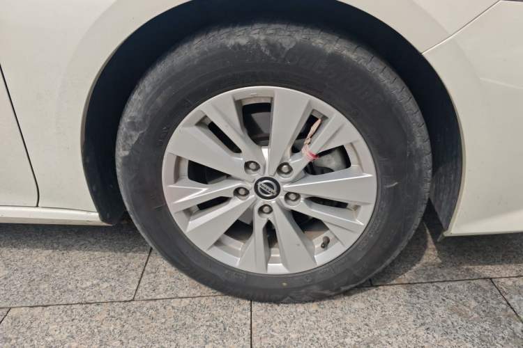 Used Nissan Teana 2019 2.0L XL Comfort Edition Right Front Wheel Hub