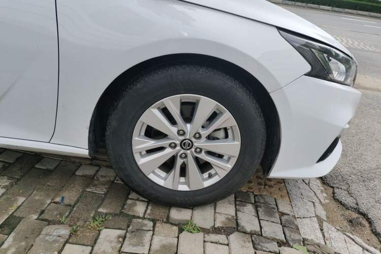 Used Nissan Teana 2019 2.0L XL Comfort Edition Right Front Wheel Hub