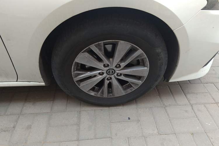 Used Nissan Teana 2019 2.0L XL Comfort Edition Right Front Wheel Hub
