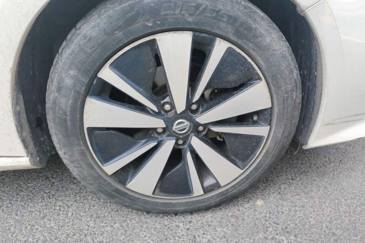 Used Nissan Teana 2019 2.0L XL Upper SmartDrive Version Right Front Wheel Hub