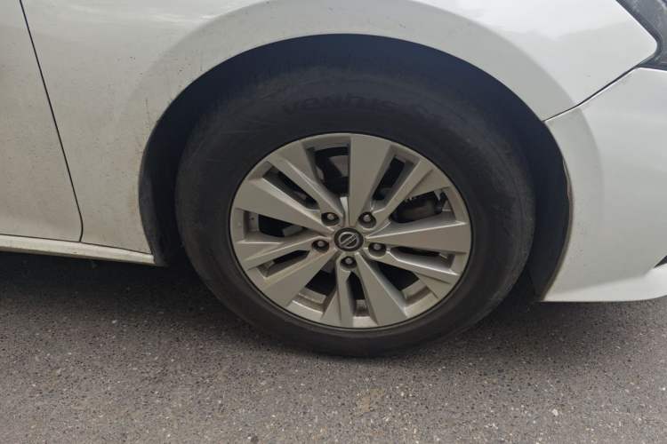 Used Nissan Teana 2019 2.0L XL Comfort Edition Right Front Wheel Hub