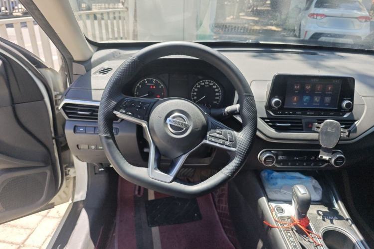 Used Nissan Teana 2019 2.0L XL Comfort Edition Steering Wheel