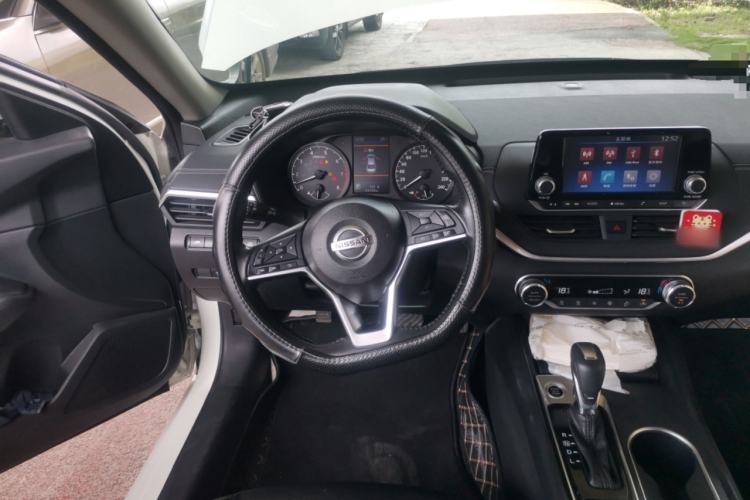 Used Nissan Teana 2019 2.0L XL Comfort Edition Steering Wheel