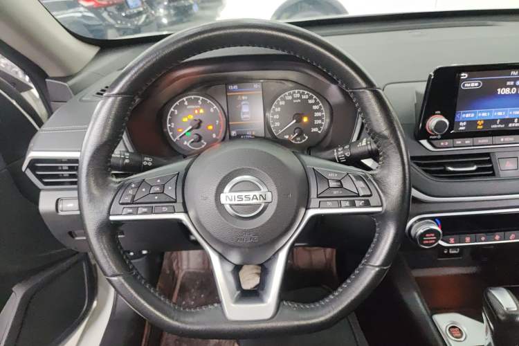 Used Nissan Teana 2019 2.0L XL Comfort Edition Steering Wheel