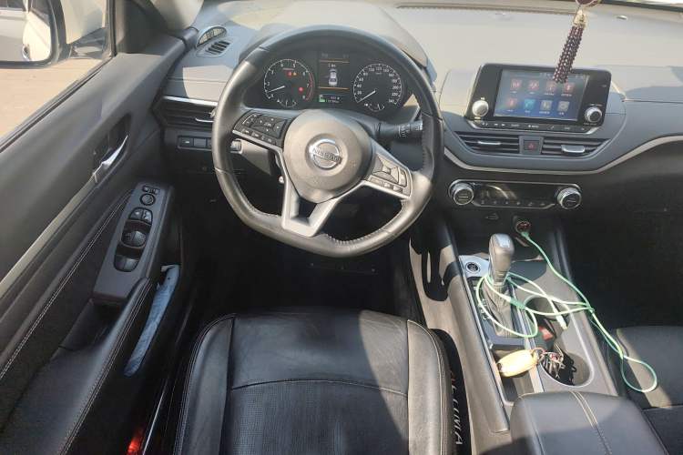 Used Nissan Teana 2019 2.0L XL Comfort Edition Steering Wheel