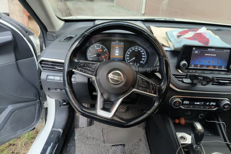 Used Nissan Teana 2019 2.0L XL Comfort Edition Steering Wheel