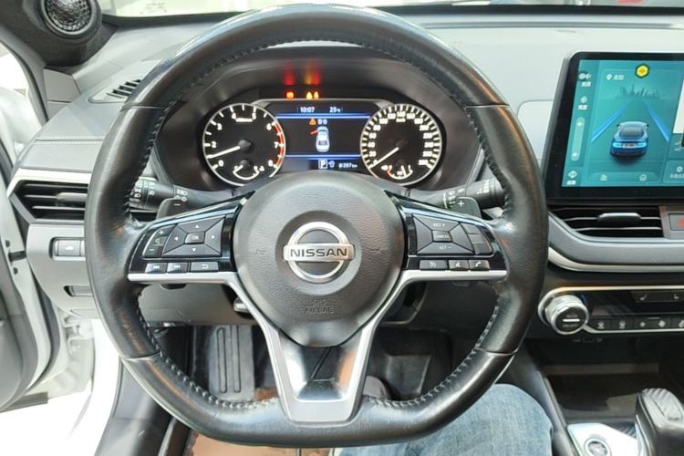 Used Nissan Teana 2019 2.0T XL Upper Smart Enjoyment Version Steering Wheel