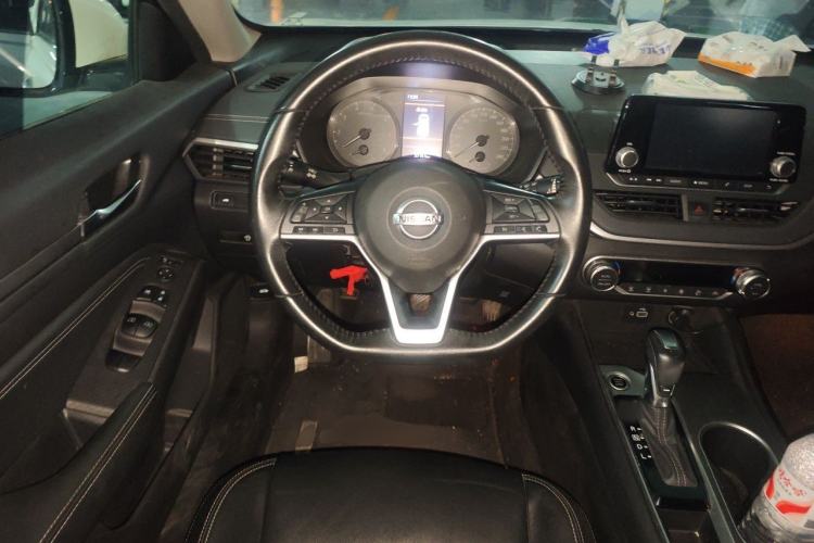 Used Nissan Teana 2019 2.0L XL Comfort Edition Steering Wheel