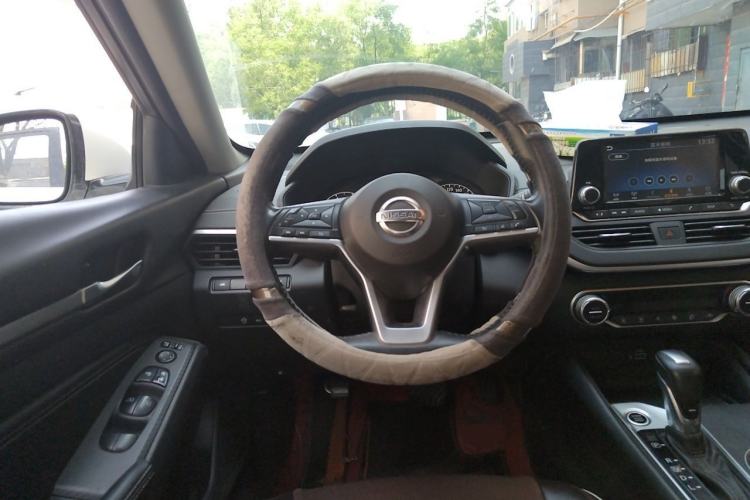 Used Nissan Teana 2019 2.0L XL Comfort Edition Steering Wheel