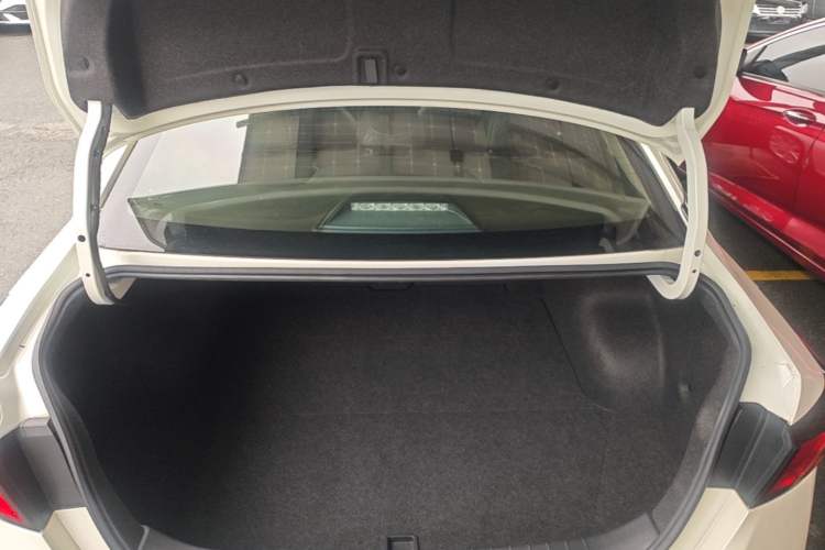 Used Nissan Teana 2019 2.0L XL Comfort Edition Trunk