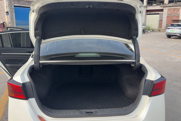 Used Nissan Teana 2019 2.0T XL Upper Smart Enjoyment Version Trunk
