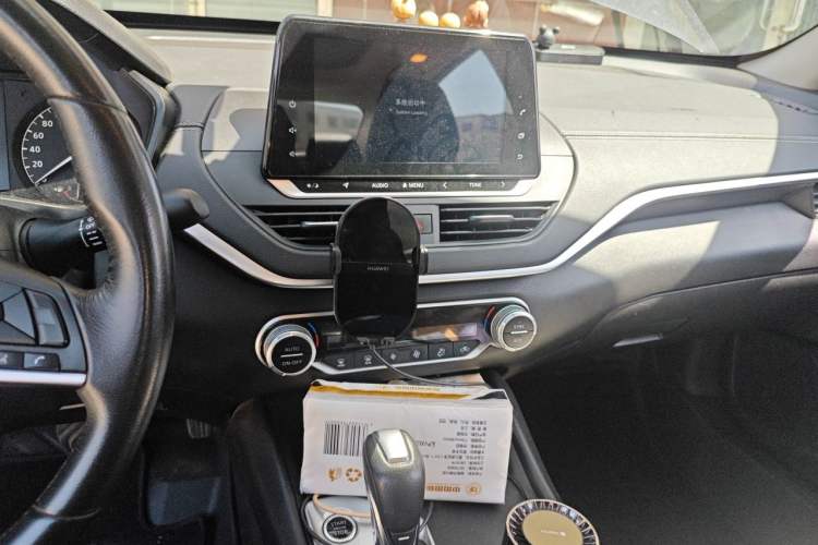 Used Nissan Teana 2020 2.0L XL Comfort Edition Audio And AC Panel