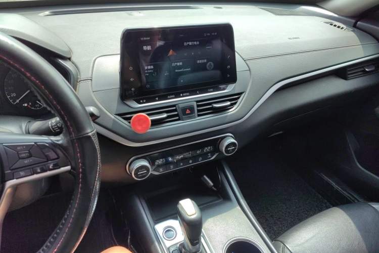 Used Nissan Teana 2020 2.0L XL Comfort Edition Audio And AC Panel