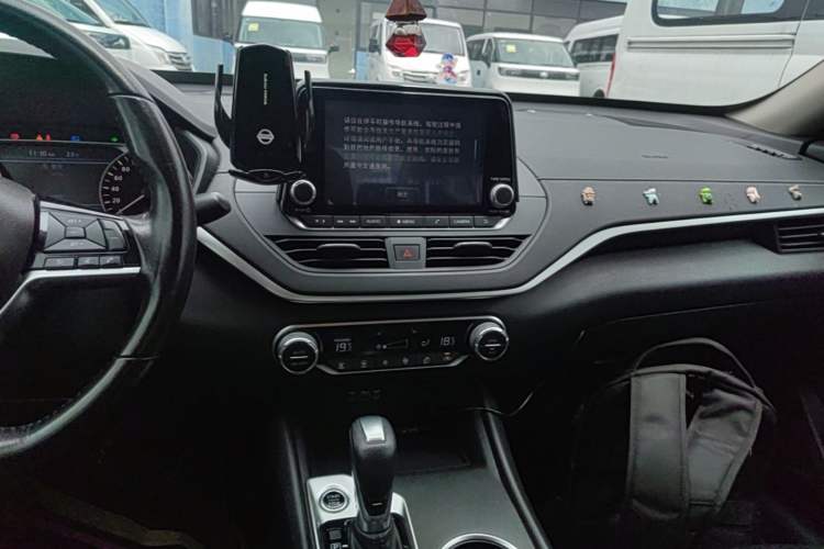Used Nissan Teana 2020 Revised Version 2.0L XL Upper Smart Drive Edition Audio And AC Panel