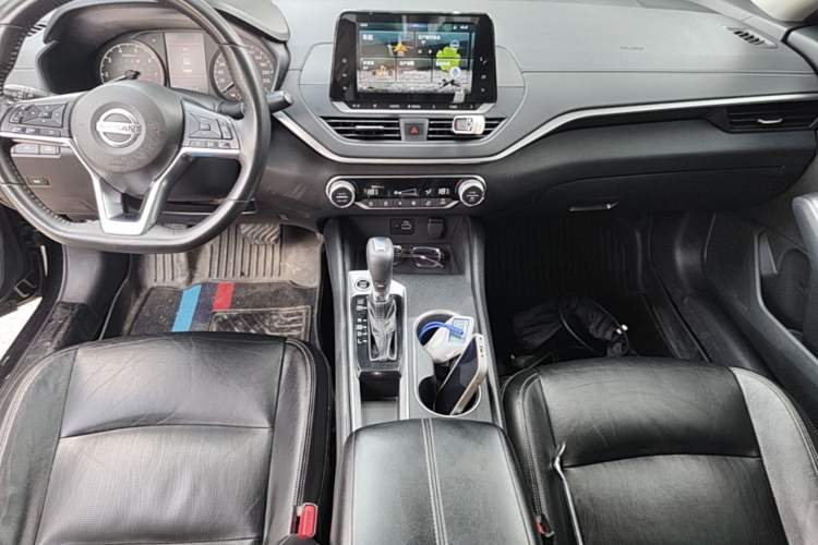 Used Nissan Teana 2020 2.0L XL Comfort Edition Audio And AC Panel