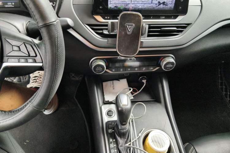Used Nissan Teana 2020 2.0L XL Comfort Edition Audio And AC Panel