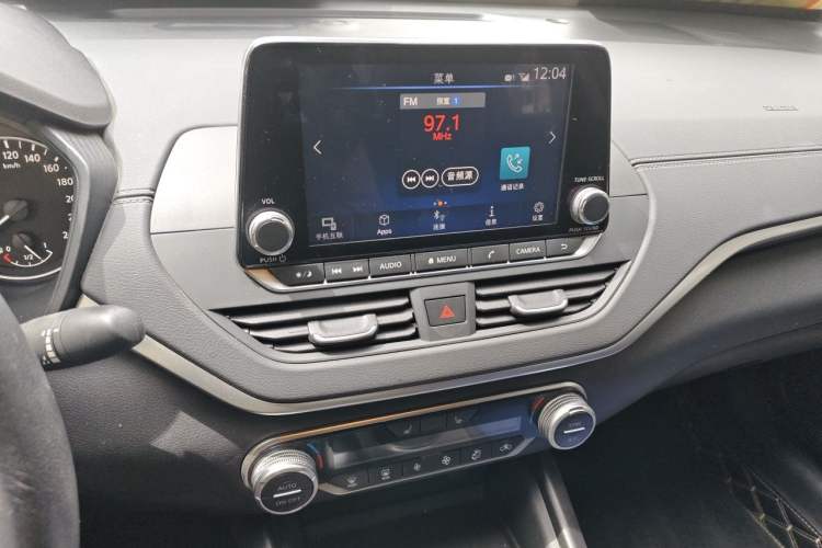 Used Nissan Teana 2020 Revised Version 2.0L XL Upper Smart Drive Edition Audio And AC Panel