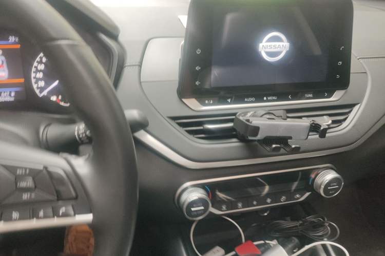 Used Nissan Teana 2020 2.0L XL Comfort Edition Audio And AC Panel