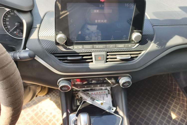 Used Nissan Teana 2020 2.0L XL Upper SmartDrive Version Audio And AC Panel