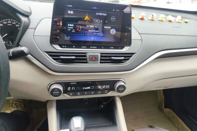 Used Nissan Teana 2020 2.0L XL Comfort Edition Audio And AC Panel