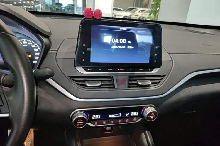 Used Nissan Teana 2020 2.0L XL Comfort Edition Audio And AC Panel