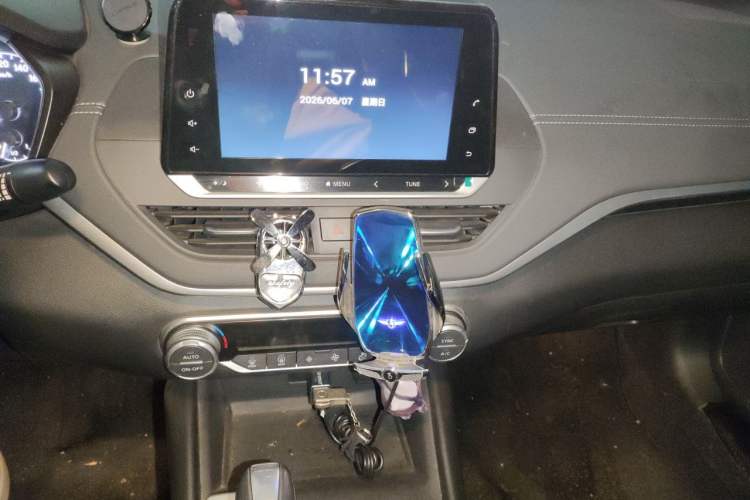 Used Nissan Teana 2020 2.0L XL Comfort Edition Audio And AC Panel