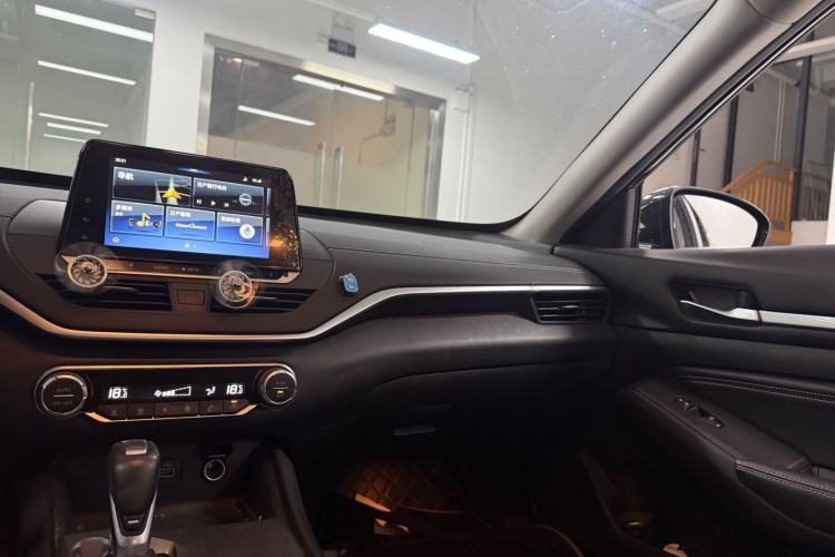 Used Nissan Teana 2020 2.0L XL Comfort Edition Audio And AC Panel