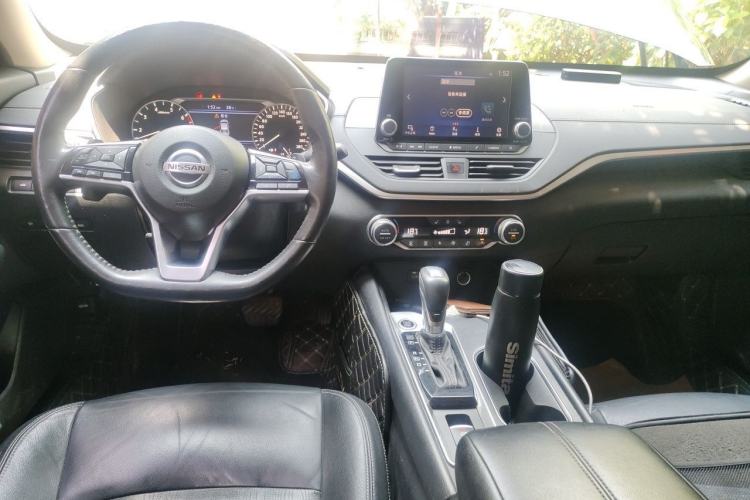 Used Nissan Teana 2020 2.0T XL Upper AD1 Smart Navigation Edition Center Console