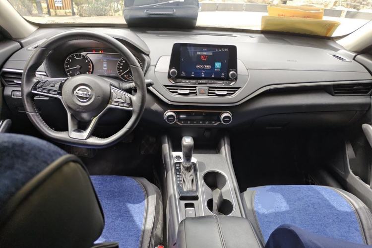 Used Nissan Teana 2020 Revised Version 2.0L XL Upper Smart Drive Edition Center Console