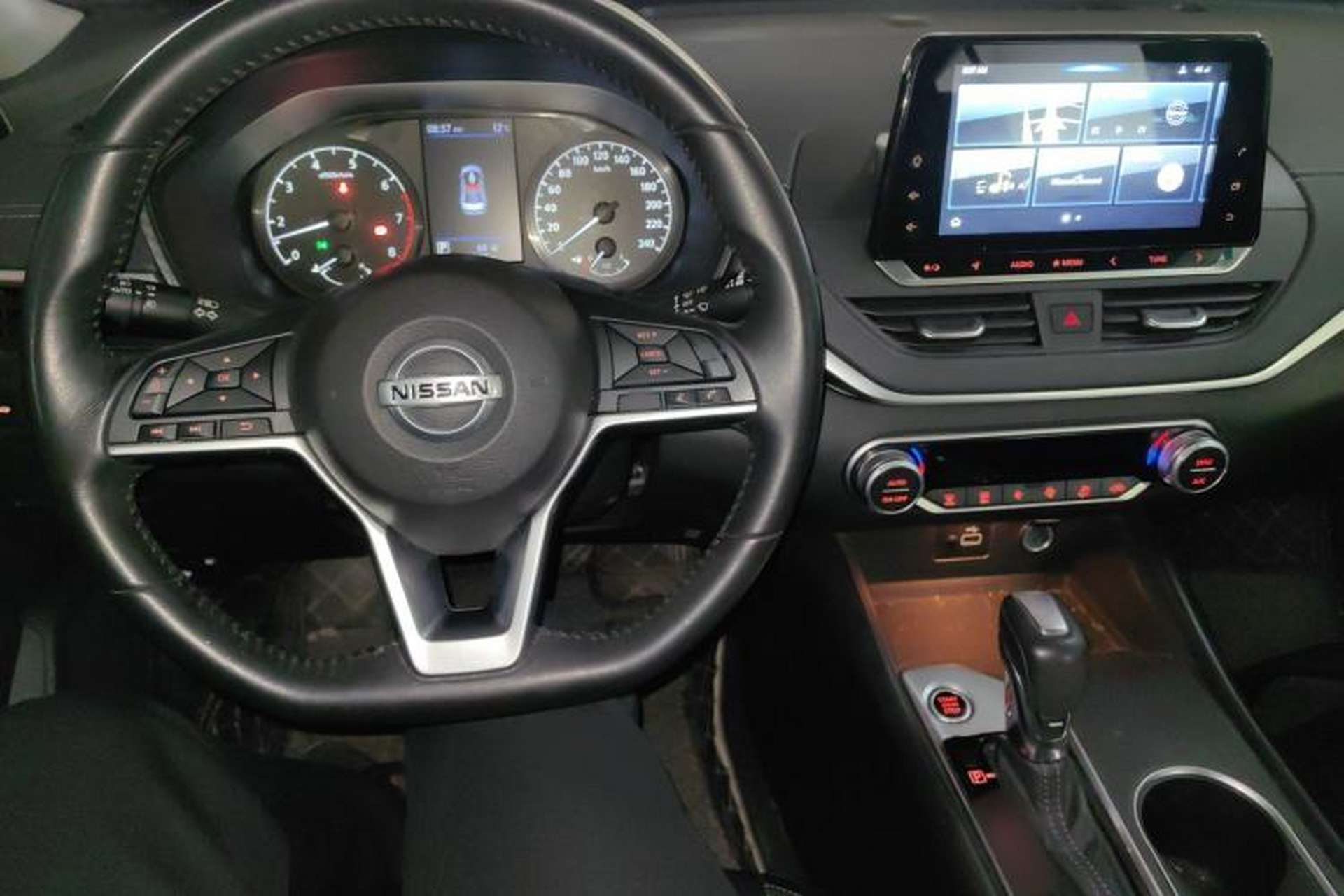 Used Nissan Teana 2020 2.0L XL Comfort Edition Center Console