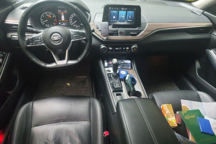 Used Nissan Teana 2020 Revised Version 2.0L XE Fashion Edition Center Console