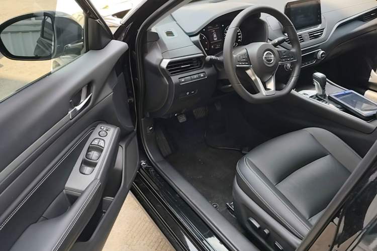 Used Nissan Teana 2020 Revised Version 2.0L XL Comfort Edition Driver Seat
