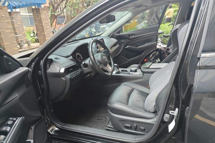 Used Nissan Teana 2020 2.0T XL Upper AD1 Smart Navigation Edition Driver Seat