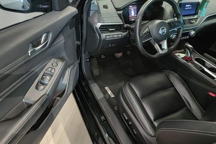 Used Nissan Teana 2020 2.0L XL Comfort Edition Driver Seat
