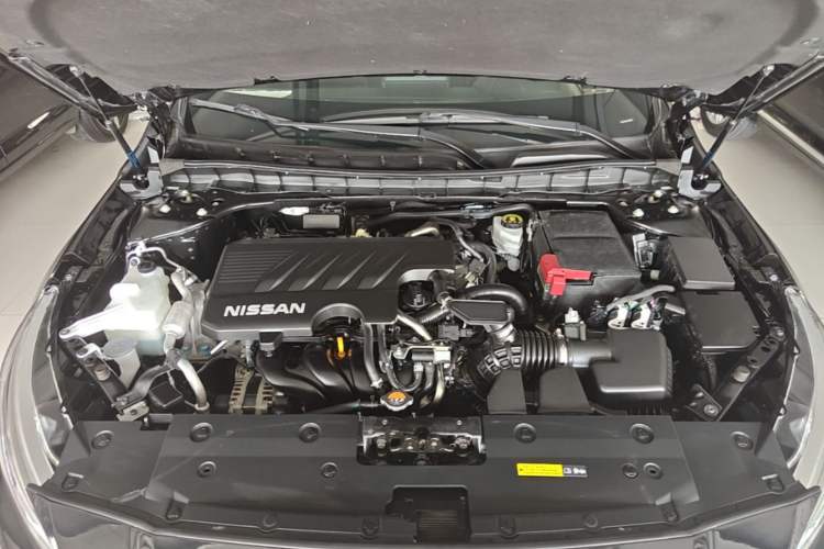 Used Nissan Teana 2020 2.0L XL Comfort Edition Engine Bay