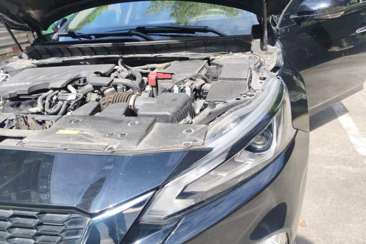 Used Nissan Teana 2020 Revised Version 2.0L XL Upper Smart Drive Edition Engine Bay Left