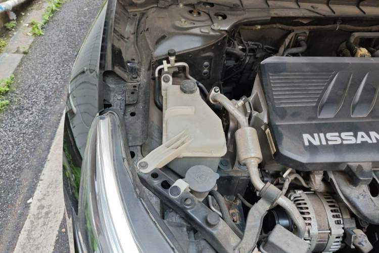 Used Nissan Teana 2020 Revised Version 2.0L XL Comfort Edition Engine Bay Right