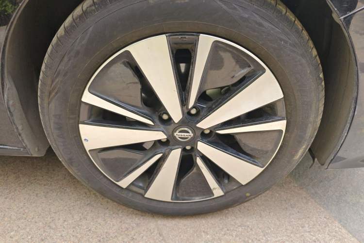 Used Nissan Teana 2020 Revised Version 2.0L XL Upper Smart Drive Edition Exterior 1