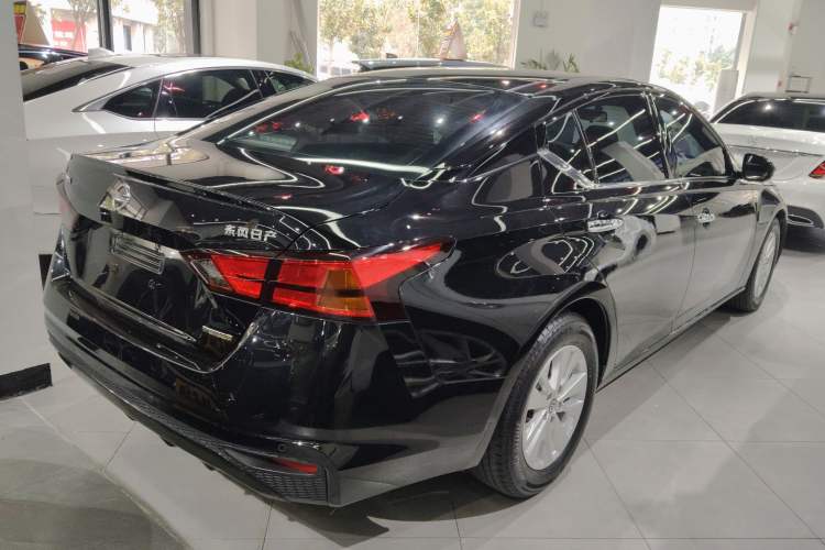 Used Nissan Teana 2020 Revised Version 2.0L XL Comfort Edition Exterior 5